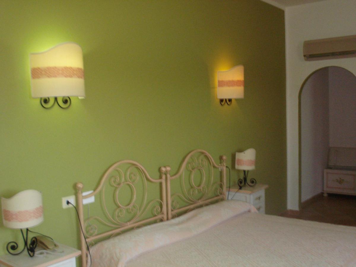 Hotel Valkarana Country Relais (Adults Only) Sant'Antonio di Gallura Eksteriør bilde