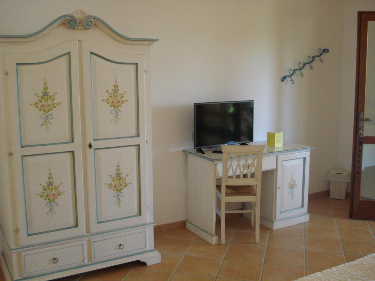 Hotel Valkarana Country Relais (Adults Only) Sant'Antonio di Gallura Eksteriør bilde